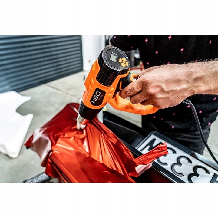 NEO SIECIOWA OPALARKA NAGRZEWNICA LCD 2000W 50 - 600C 04-710 + WALIZKA