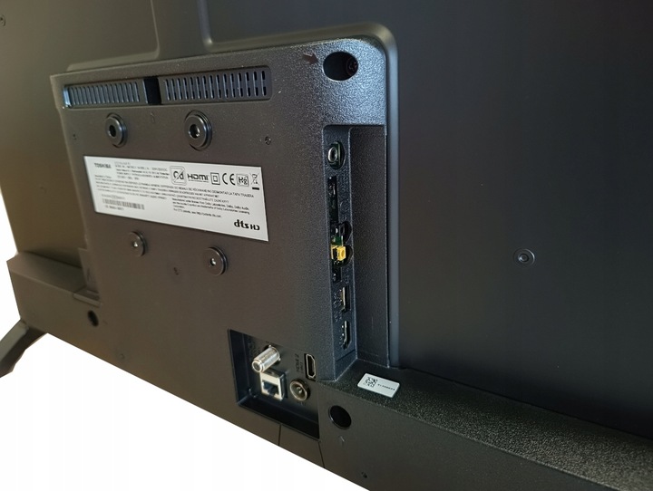 Telewizor Smart TV LED 32" TOSHIBA 32WV2E63DG VIDAA DVBT2 PVR Bluetooth HDR