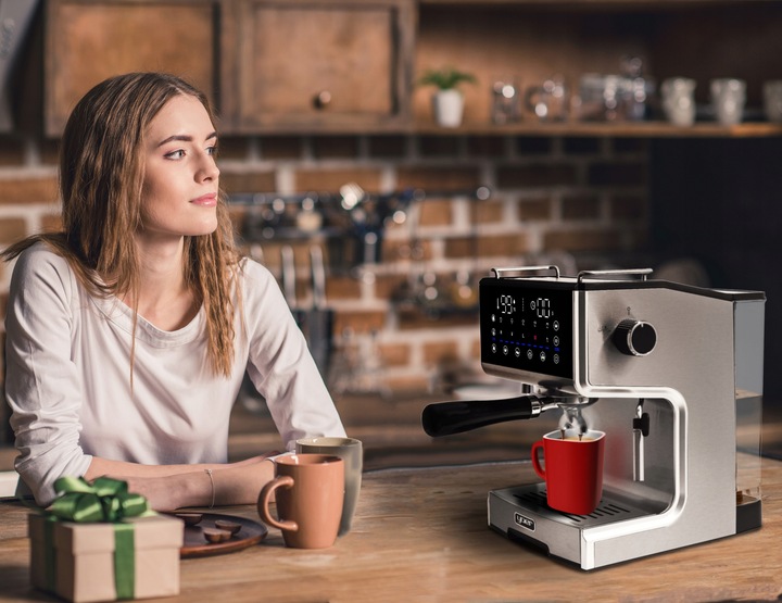 Ekspres ciśnieniowy Kolbowy Yoer 20bar 1350W +Spieniacz mleka +THERMOBLOCK