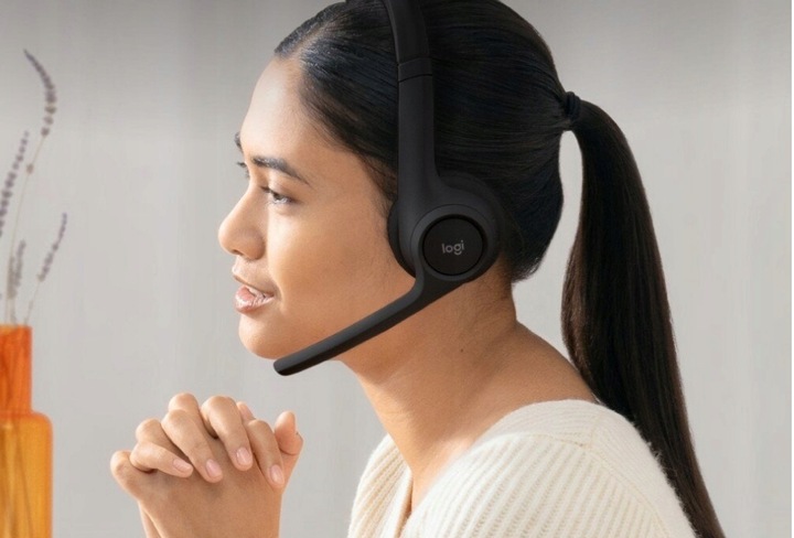 CZARNE SŁUCHAWKI NAUSZNE Bezprzewodowe LOGITECH Zone 300 Bluetooth