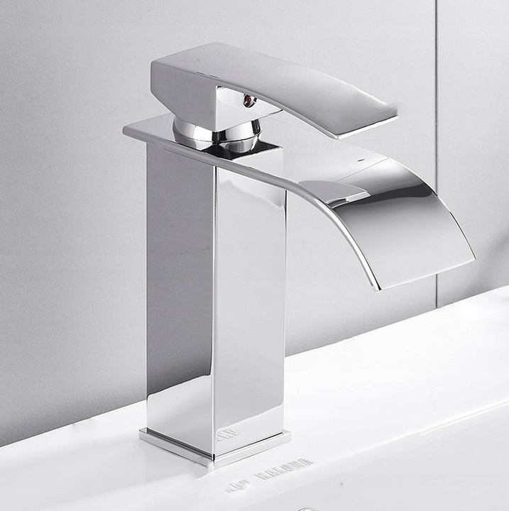 BATERIA UMYWALKOWA STAL WYSOKA CHROMOWANA NABLATOWA WODOSPAD STOJĄCA CHROM