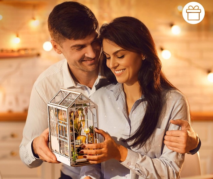 Domek dla Lalek Drewniany LED Piętrowy Retro Model do Złożenia DIY Meble