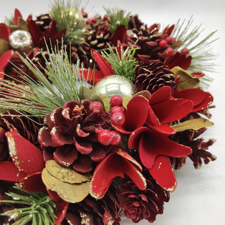 Ręcznie robiony wieniec 34 cm czerwono-złoty stroik świąteczny z szyszek