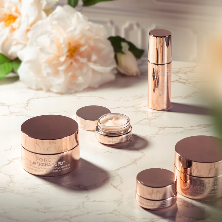 FOREO LUNA 4 Plus Sensitive + SERUM 2.0 30 ml + Nawilżająca maska na noc