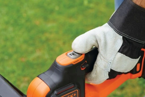 Nożyce do żywopłotu 18V body Black Decker GTC18502