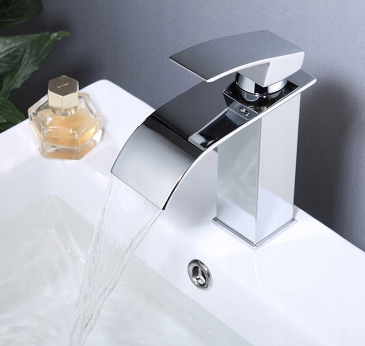 BATERIA UMYWALKOWA STAL WYSOKA CHROMOWANA NABLATOWA WODOSPAD STOJĄCA CHROM