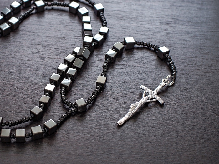 NASZYJNIK RÓŻANIEC Z HEMATYTU * PACIORKI 6mm