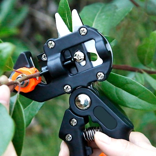 SEKATOR DO SZCZEPIENIA DRZEW I KRZEWÓW ETUI 3 MATRYCE x2 TAŚMA DO SZCZEPIEŃ