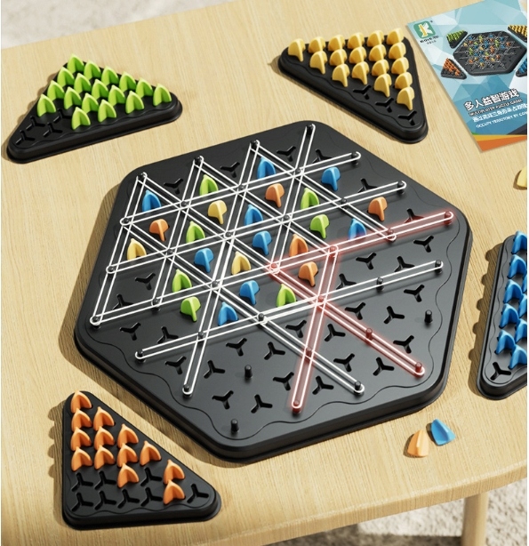 TRIANGLE CHESS BOARD GAME, INTERACTIVE PEGBOARD GAME, DESKTOP BOARD GAMES