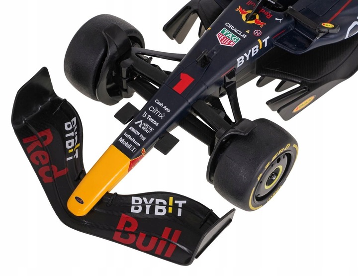 szybkie i zwinne autko na pilota ORACLE Red Bull Racing RT18 1:12 RASTAR