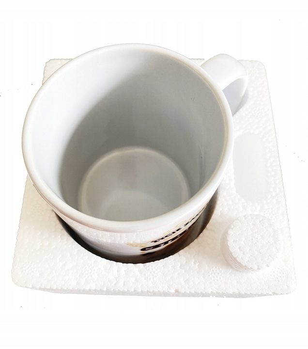 kubek różowy ze złotym uchem i rantem z TWOIM DOWOLNYM NADRUKIEM kreator