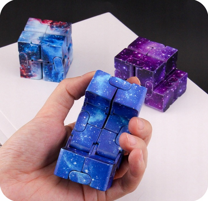 MAGICZNA KOSTKA ANTYSTRESOWA infinity cube FIDGET