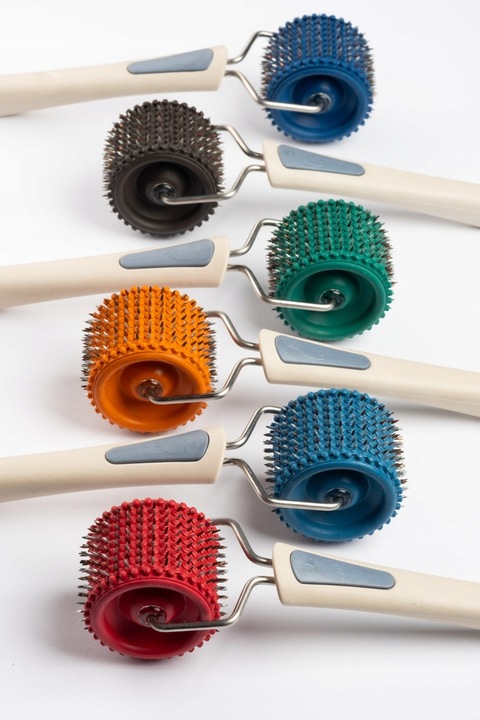 Aplikator LYAPKO WAŁEK z igłami do masażu twarzy NIEBIESKI + GRATIS