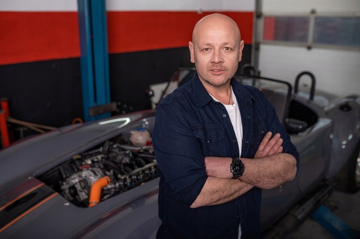 Zestaw Preparat 3w1 + Gaz R134a z przewodem do klimatyzacji w autach