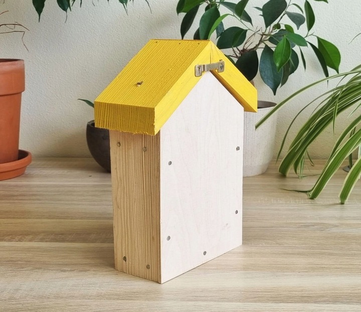 Domek, hotel dla owadów Toraf DIY1 żółty - do samodzielnego złożenia