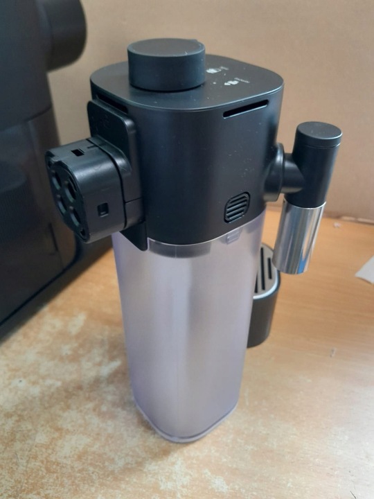 Ekspres DeLONGHI EN650.B Gran LATISSIMA nespresso