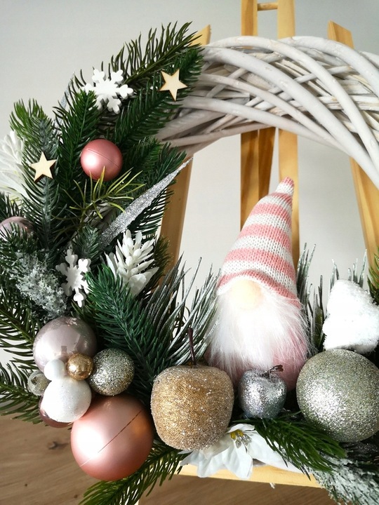 Wieniec wianek ze skrzatem na drzwi ozdoby swiąteczne bogaty stroik dekor