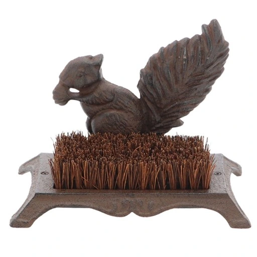 Skrobaczka do butów Wiewiórka żeliwna Esschert Design Czyścibut pod Drzwi