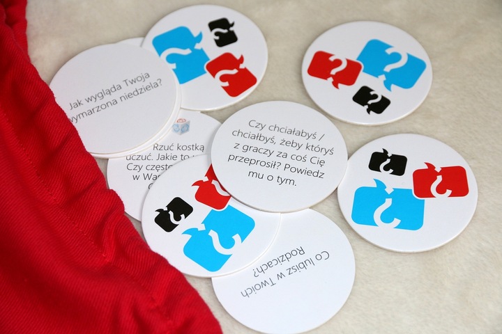 Pytaki. Gra planszowa