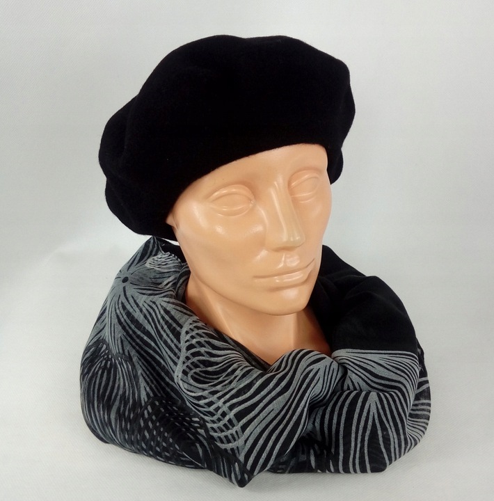 96 Klasyczny BERET FEZKO CZARNY rozm. 11,5 (duży)