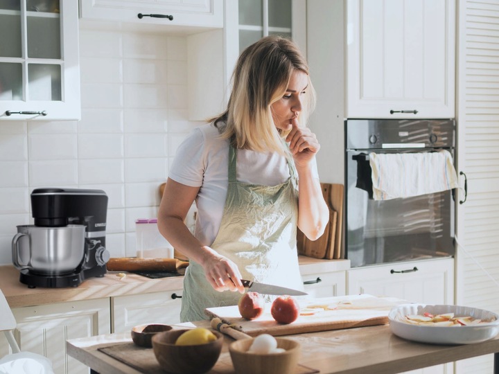 Robot z misą planetarny Lykkele Paulsen 2200W 6,2L