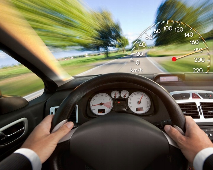 LOKALIZATOR GPS NADAJNIK DO AUTA ODCIĘCIE PALIWA