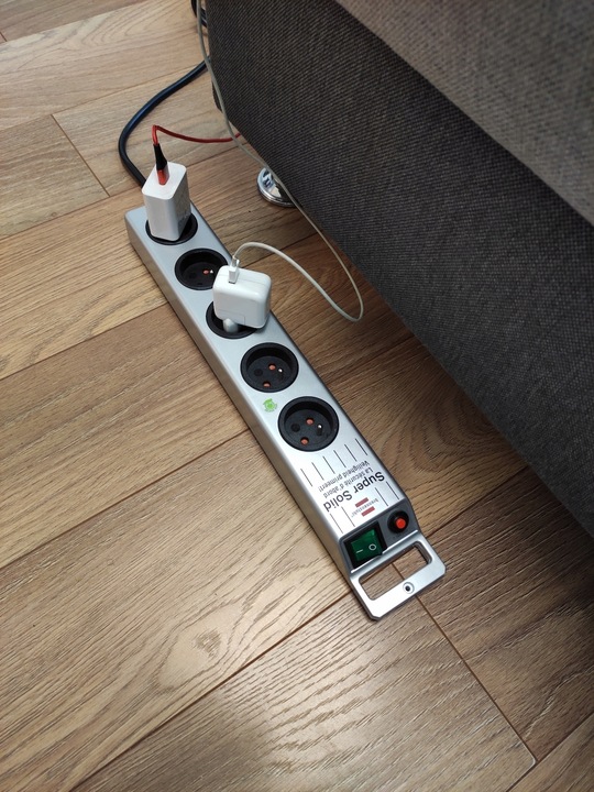 Przedłużacz Listwa Zasilająca Srebrna 5 Gniazd Kabel 2,5m BRENNENSTUHL