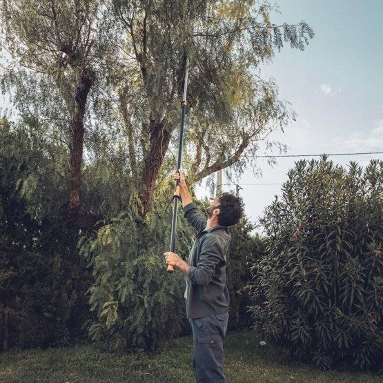 FISKARS UPX86 Sekator Ogrodowy Nożycowy Żyrafa Teleskopowy 1023624