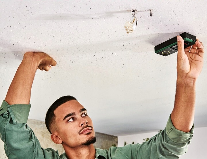 CYFROWY WYKRYWACZ METALI i PRZEWODÓW TRUVO 2 BOSCH