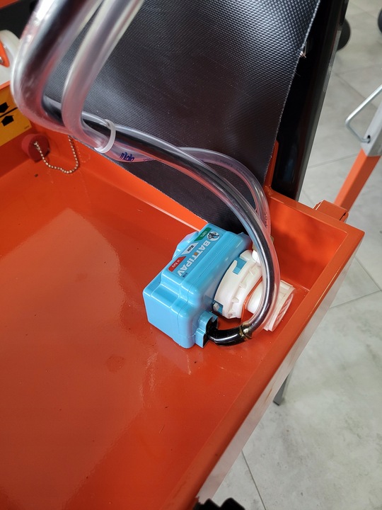 Pompa zatapialna pompka wody S3 P3 BATTIPAV do przecinarki piły 1560L/h 60W