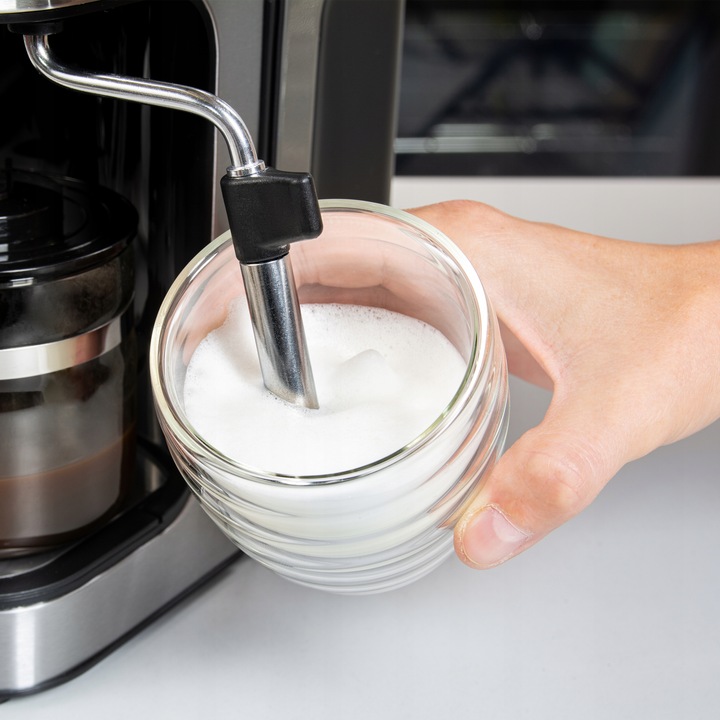 Ekspres do Kawy Kolbowy Ciśnieniowy First Austria – Wysoka Jakość!