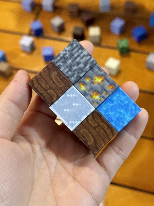 KLOCKI MAGNETYCZNE KLOCKI SZEŚCIANY 100 KLOCKÓW + 5 LUDZIK KLOCKI PIKSELE