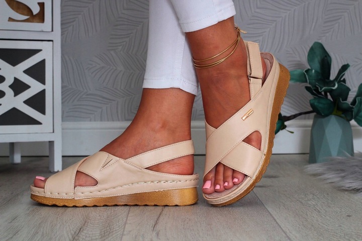 SANDAŁY DAMSKIE POLSKIE SKÓRA NISKI KOTURN RZEP