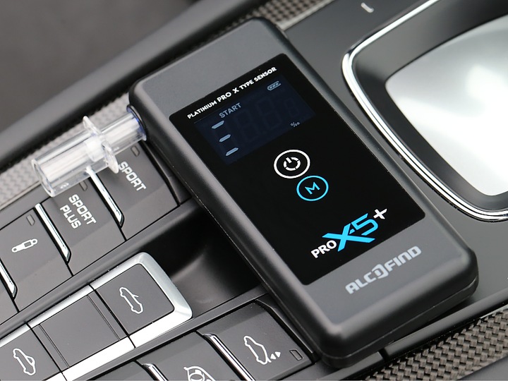 Alkomat PRO X-5 + kalibrujemy w dniu wysyłki