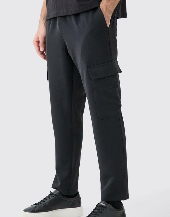 CZARNE SPODNIE BOJÓWKI PROSTE KLASYCZNE MATERIAŁOWE BOOHOO S