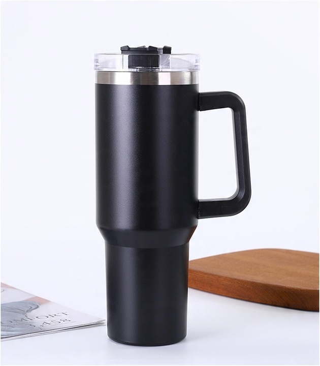 MagiCook KUBEK TERMICZNY Czarny 1200 ML ZE SŁOMKĄ STYLE USA Czerń