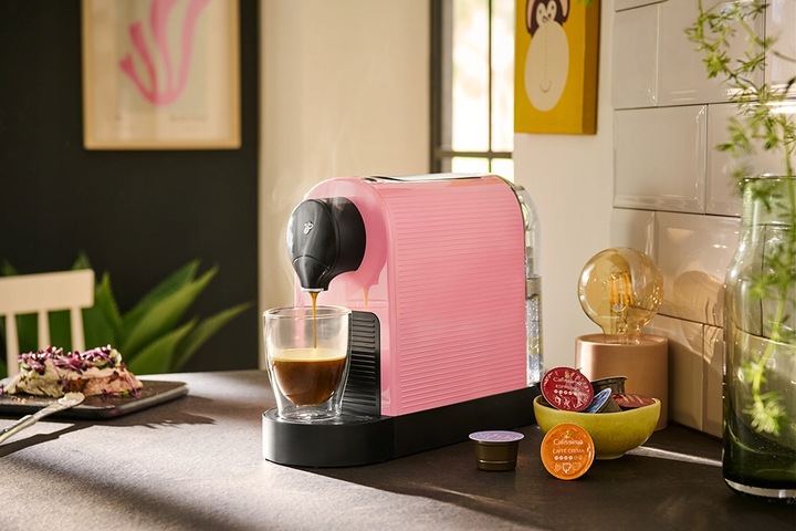 Ekspres ciśnieniowy na kapsułki Tchibo Cafissimo PURE+ + 80 kapsułek