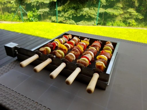 Zestaw do szaszłyków z napędem elektrycznym 5szpad