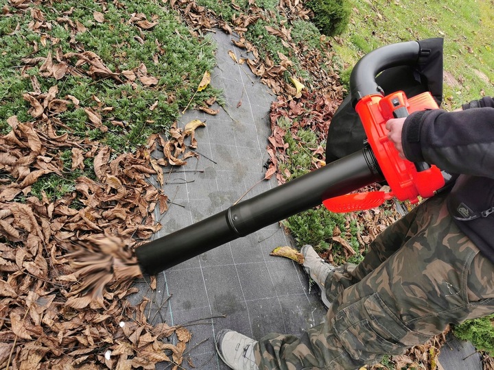 DMUCHAWA SPALINOWA ODKURZACZ DO LIŚCI BERHARD