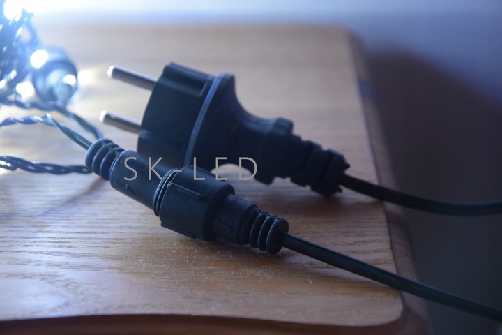 Lampki Choinkowe LED 300 Białe Zimne Flash 24 m Wodoodporne Zewnętrzne IP44