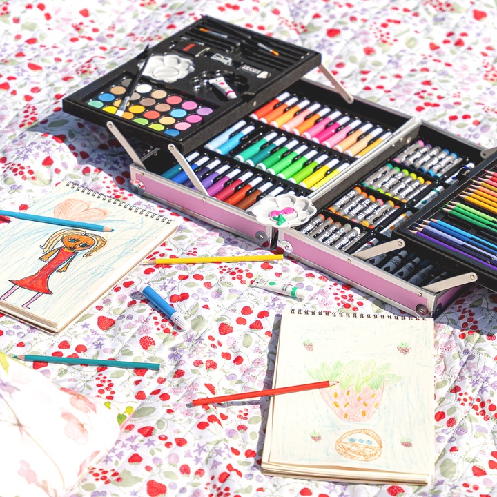 Zestaw Artystyczny, walizka z lamą, 145 elementów RAGI - RÓŻOWY