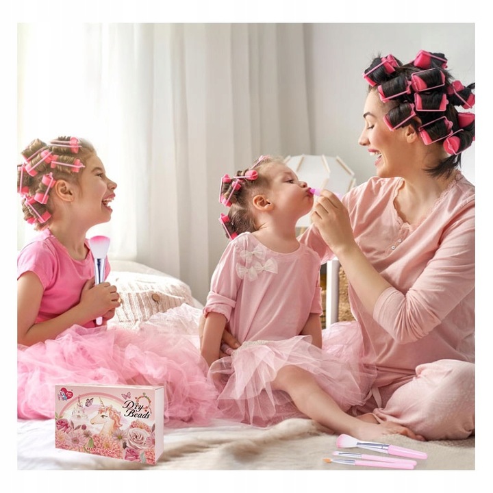 KOSMETYKI DLA DZIECI W SZKATUŁCE JEDNOROŻEC KORALIKI CIENIE LAKIERY KUFEREK