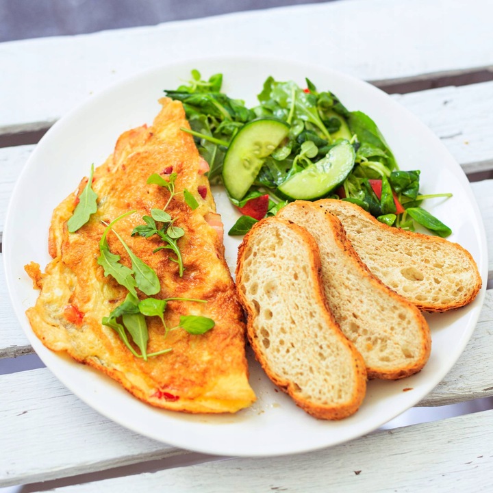 Komplet talerzy Sonia białe 12 szt. na desery na przystawki sałatki