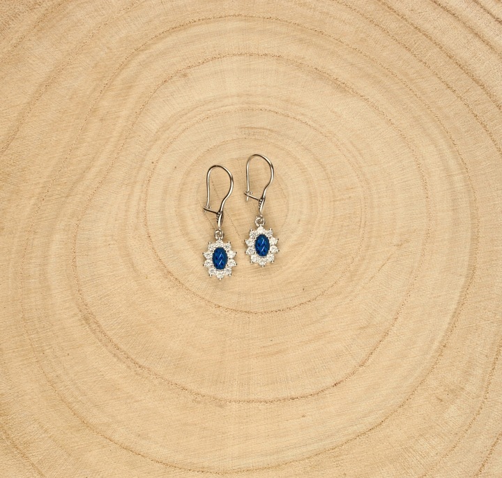 Piękne kolczyki srebrne wiszące eleganckie niebieskie srebro próba 925