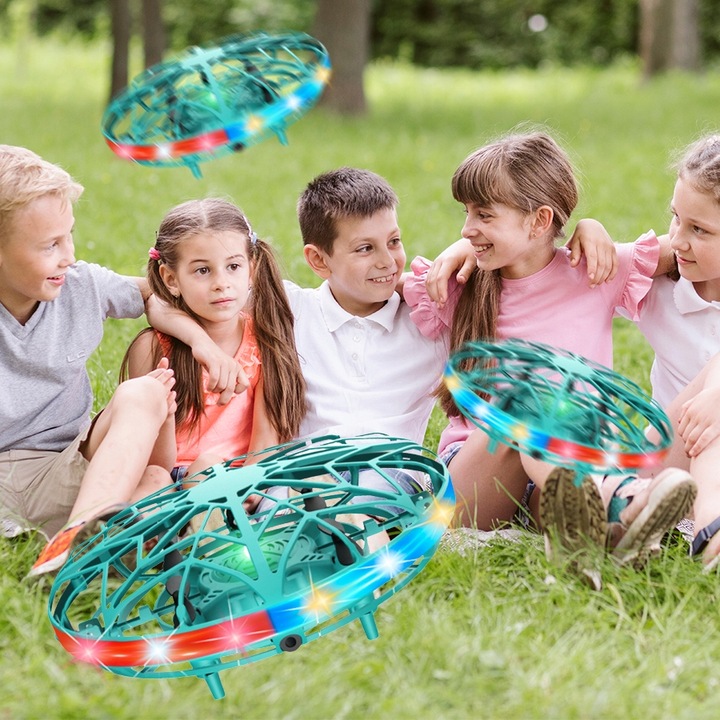 LATAJĄCY mini DRON UFO Dysk Kula Sterowany Ręką Dłonią ŚWIECĄCY LED IR