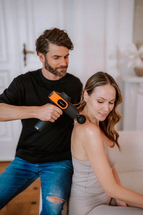 Pistolet masujący Medivon Gun Vital masażer ręczny do masażu ciała