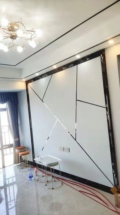 Listwa ozdobna dekoracyjna srebrna na ścianę do mebli samoprzylepna ścienna