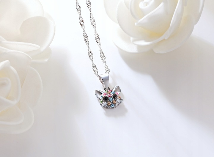 NASZYJNIK SREBRNY RODOWANY DLA DZIEWCZYNKI KOTEK, UROCZY PREZENT