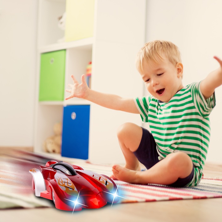 SAMOCHÓD JEŻDŻĄCY PO ŚCIANACH AUTO WYŚCIGÓWKA NA PILOTA ZDALNIE STEROWANE