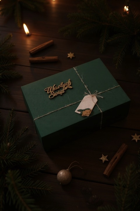 Pudełko prezentowe na prezent Święta zielone napis drewniany wypełnienie